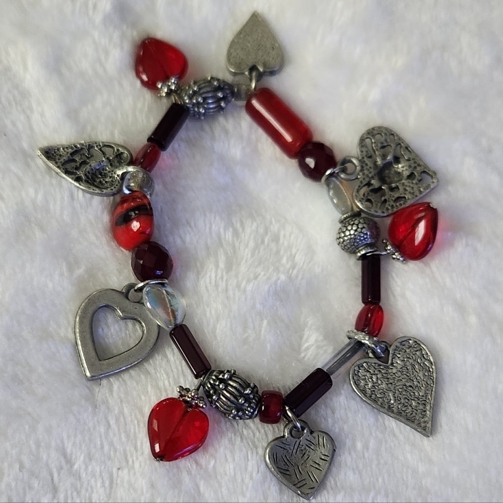 ❤️Heart Charm Bracelet with Red & Silver Accents – Romantic Statement Jewelry - Picture 8 of 9